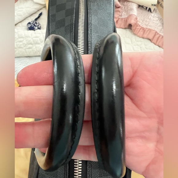 Louis Vuitton Damier briefcase like new - Picture 5 of 16